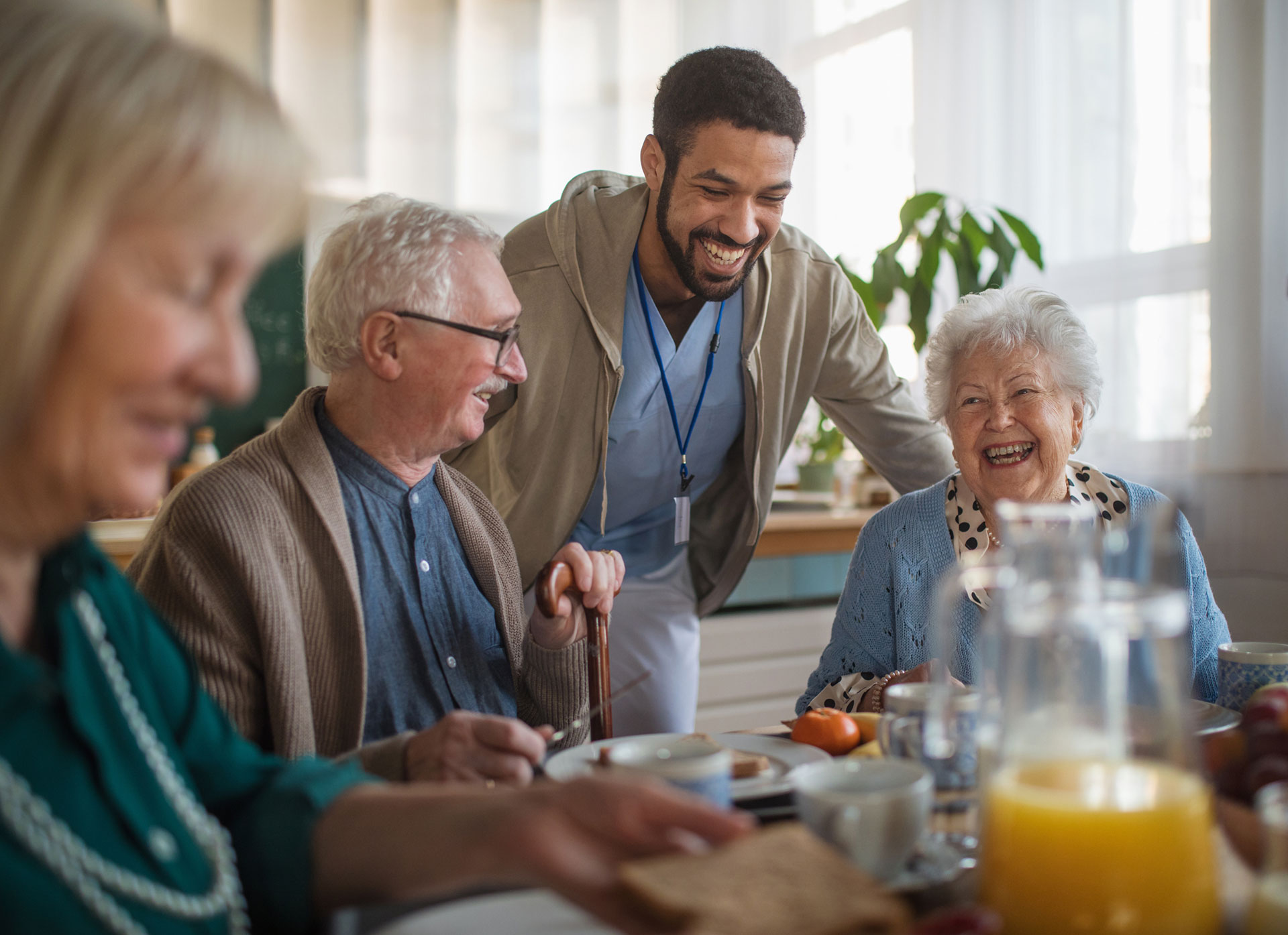 Residents enjoying companionship and connection at Esmeré Gardens in Moreton-in-Marsh